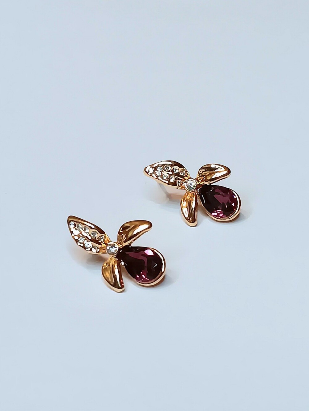 Gold-Tone Purple Teardrop Floral Stud Earrings